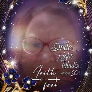 Meet your Posher, Amity